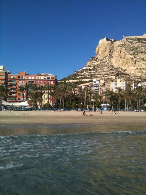 Apartamentos Bahia Alicante Phòng bức ảnh